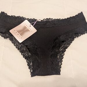 NWT Savage X Fenty Black Lace Trim Panties